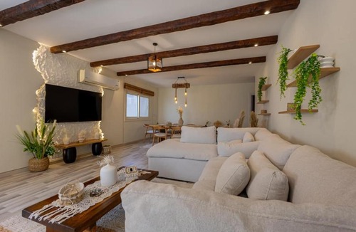 Bab Sharqi Apartment | luxury sea view apartment