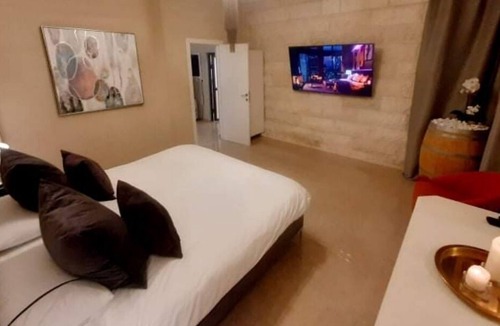 West Bank House | Magic Hikinton Double B&B