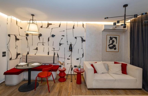 Heliopolis Apartment | Modern 2 Bedroom Apartment 5 Minutes from Airport