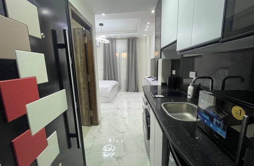 Sakkala Apartment | Modern High-Floor studio Sea Views 2 pools Stone Heights Resort