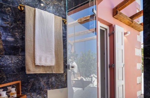 Old Town Rethymnon Villa | Modern Stone Villa Lemonia w/(heated-hot tub)pool/Steam room, Old City, Rethymno