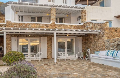 Xilokeratidi Villa | My Rental Homes - Seaside villa with private pool and sea view