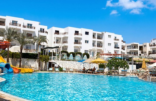Sharm El Sheikh Apartment | Naamabay Gold Suite with beach and airport transfers included