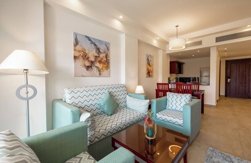 Red Sea Coast Resort | Oyster Bay Beach Suites - Beachfront Family Suite