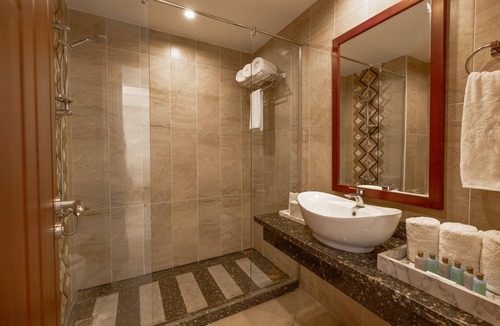Marsa Alam Hotel | Oyster Bay Beach Suites