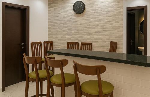 Al-Manasrah Ski Chalet | Peaceful Stay by Sea