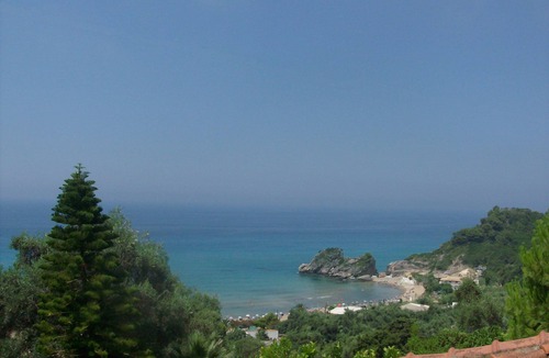 Sinarades House | Pelekas Beach Apartments "Tonia".