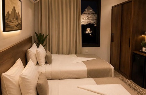 Giza House | Pepe pyramids HoteLL