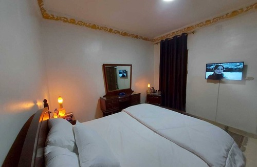Giza Bed & Breakfast | Phoenix pyramids view