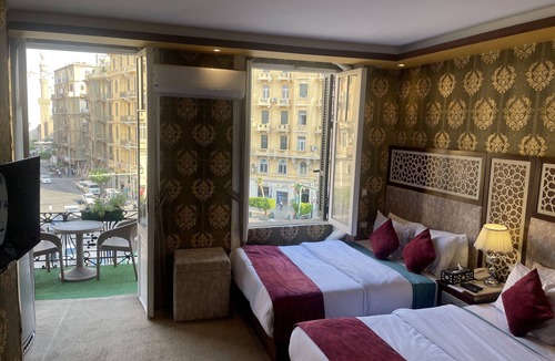 Qasr an-Nil Bed & Breakfast | PRIVATE LUXURY TWIN ROOM with amazing view in heart of downtown cairo.WI-FI