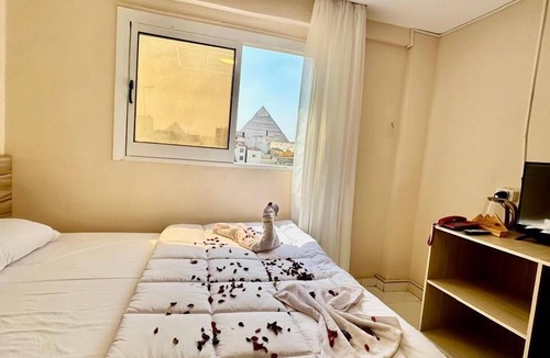 Giza Bed & Breakfast | Pyramids Express View Inn