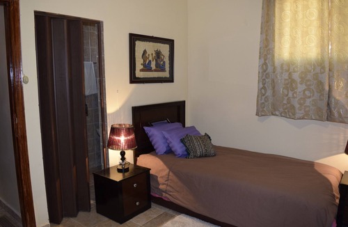 Al Haram Bed & Breakfast | Queen Nefertiti Room (Pyramids Overlook Inn)