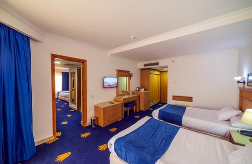 Al Haram Hotel | Regency pyramids view hotel