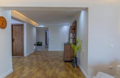 Oula Apartment | Relaxing Nile Views and Prime Cairo Location