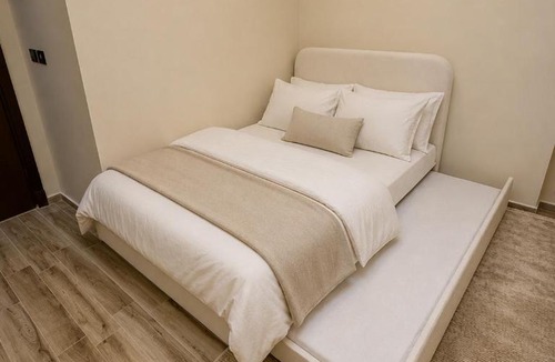 El Alamein Apartment | Rock Vine Stays Latin District