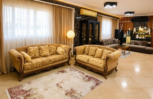New Cairo Hotel | Room in a Luxury Villa-New Cairo