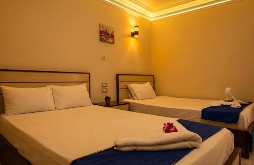 Qasr an-Nil Hotel | Royal Hostgram and Suites
