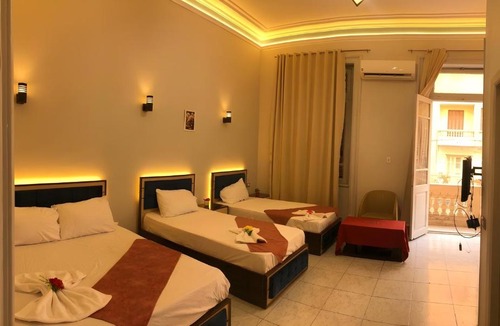 Qasr an-Nil Hotel | Royal Hostgram and Suites