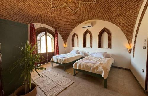 Luxor Hotel | Sahari house