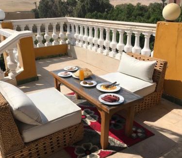 Abu Sir House | Saqqara pyramids inn hotel