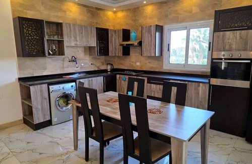Luxor Apartment | Seashell Apartment in Luxurious Villa Aphrodite