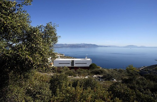 Marathon Villa | Seaview Salty Schinias, is a stunning private house with amazing view!