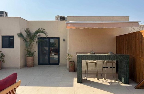 Maadi Apartment | Solé ORO Rooftop Studio I Nesty Hospitality