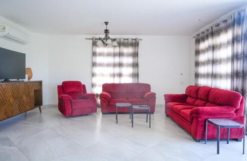 Ain Sokhna Apartment | Spacious 4BR Einbay Chalet Overlooking Lake & Golf