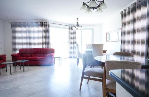 Ain Sokhna Apartment | Spacious 4BR Einbay Chalet Overlooking Lake & Golf