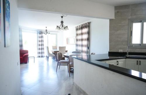 Ain Sokhna Apartment | Spacious 4BR Einbay Chalet Overlooking Lake & Golf