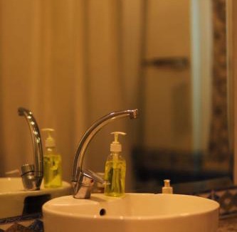 Downtown Cairo House | Spacious room in the heart of Cairo
