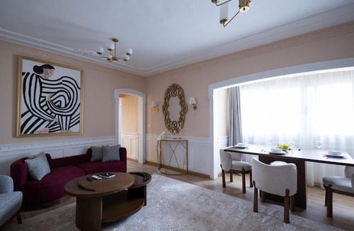 Zamalek Apartment | Sunny Designer Zamalek 2 Bedrooms Apartment With Nile View