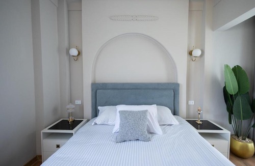 Zamalek Apartment | Sunny Designer Zamalek 2 Bedrooms Apartment With Nile View