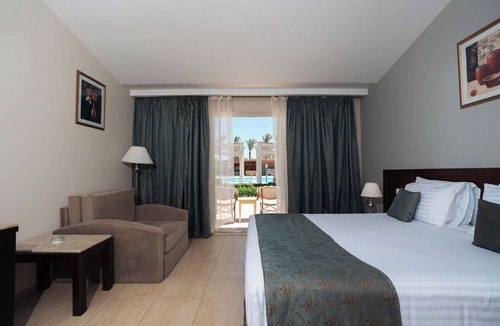 Al Ahyaa Resort | SUNRISE Serano Aqua Park Resort