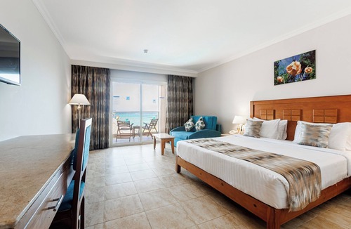Al Ahyaa Resort | SUNRISE Solara Aqua park Resort