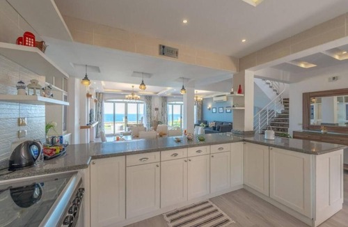 Ras Sudar House | Telal Villa overlooking the sea
