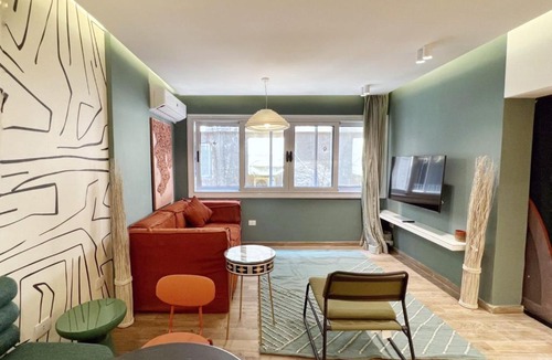 Heliopolis Apartment | The 2 BDR Emerald Condo 5 min to CAI Airport
