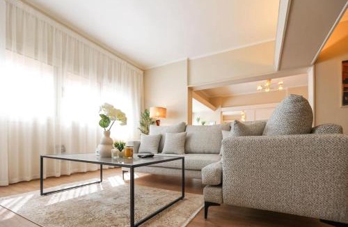 Zamalek Apartment | The Lavish Pearl l Nesty Hospitality