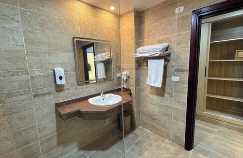Al Haram Bed & Breakfast | Triple Room