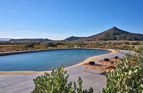 Molos Villa | Unique Villa with pool & farm, 5 minutes from the beach