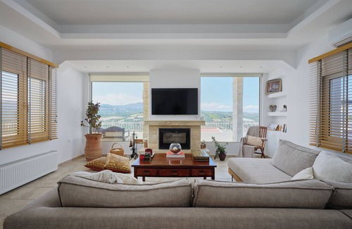 Kounavi House | up to 20 pax Myrtia Villa & Cave Estate with Pool & Hot tub by Chic Greek Villas