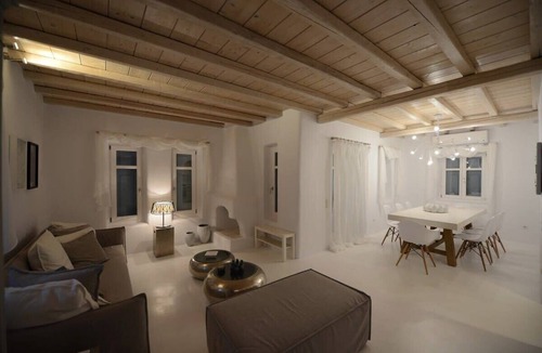 Agios Ioannis Villa | Upper Class Villa on Shoreline with Swimming Pool