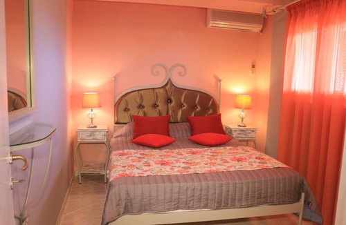 Paramonas Villa | Villa Aris - Holiday & relaxation
