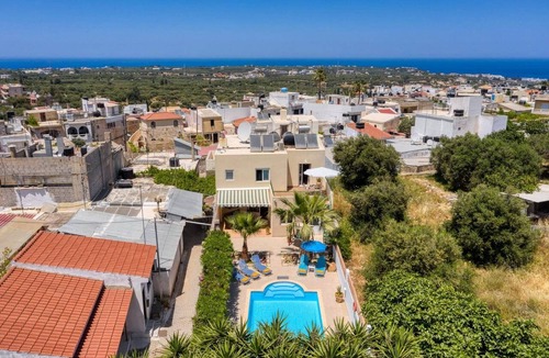 Old Hersonissos Villa | Villa Capri Crete by Villa Plus