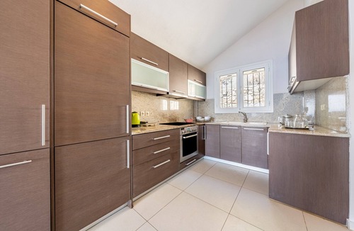 Katavolos Villa | Villa 'Salvia' with Sea View, Wi-Fi and Air Conditioning
