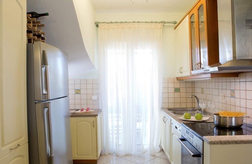Kariotai Villa | Villa Sonia (Anthemis villas) - Private Pool, private BBQ, playground for kids!