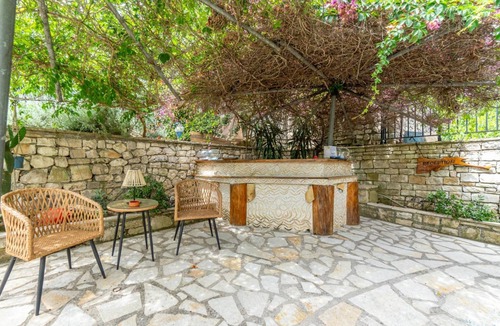 Gaios Apartment | Wake up to stunning sea views at Paxi Apartment in the heart of Gaios