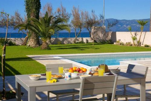 Τheano Villa in Sami
