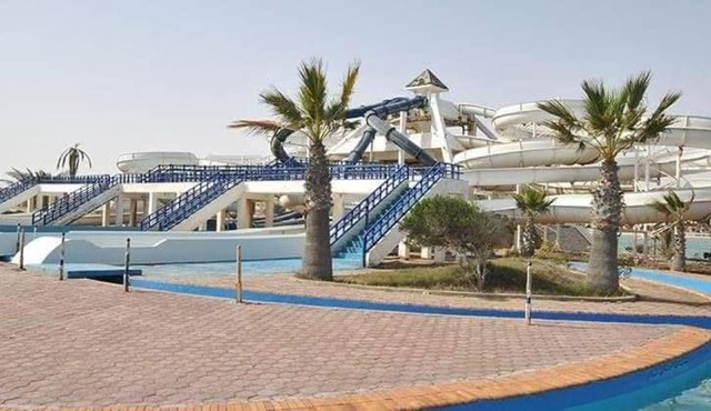 شاليه بقرية أندلسيه بمطروح يرى البحر in Marsa Matruh