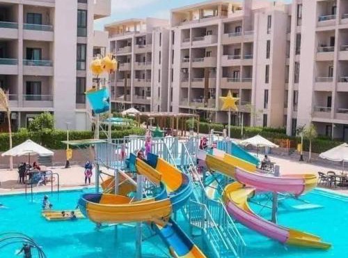 شاليه غرفتين بقريه جراند هيلز in Alexandria